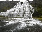 Island - vodopad