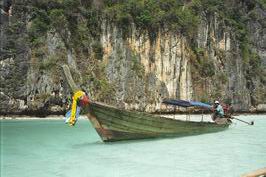 Thajsko - pobrezi Andamanskeho more, longtail-boat