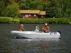 Lod 4,5 m s echolotem a motorem 20 HP (Bjerkerud)