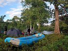 taboriste na brehu reky Mikiza