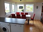 domek Neshamn - jidelni kout