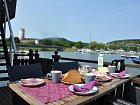 Pristavni domek Boathouse - snidane na terase