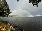 pohled z Aspviken - duha nad jezerem