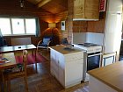 chata Karin - obyvaci pokoj s kuchynskym koutem