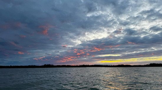 kvetnovy vecer v reviru Nordqvist na souosrovi Aland kvetnovy vecer v reviru Nordqvist na souosrovi Aland