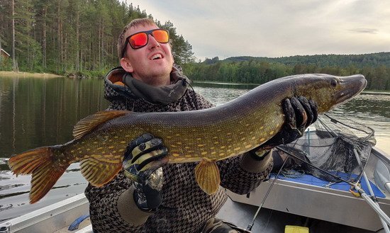 Doktor a 99 cm štika Doktor a 99 cm štika