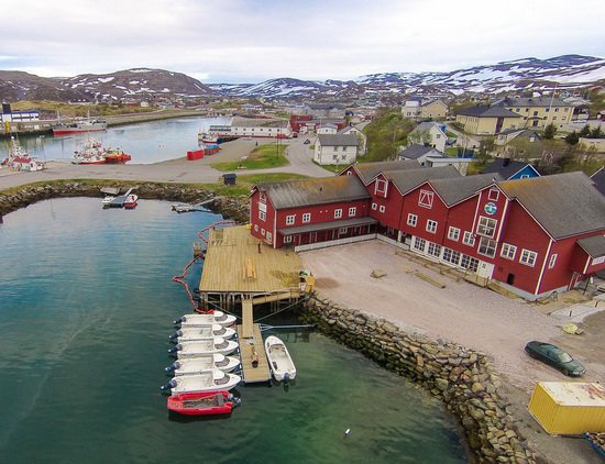 Botsfjord - korviste lodi, apartma a restaurace