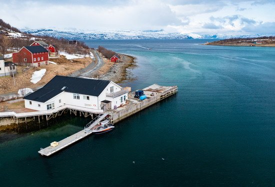 Domek s apartmá Neverfjord Domek s apartmá Neverfjord