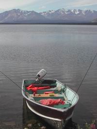 Kloo Lake - lod na jezere