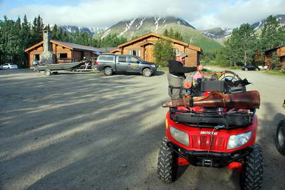 Dalton Trail Lodge, rano pred odjezdem na ryby