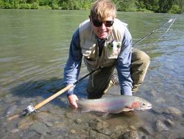 Steelhead, 4,5 kg, Kalum, BC, kveten 2004 Steelhead, 4,5 kg, Kalum, BC, kveten 2004