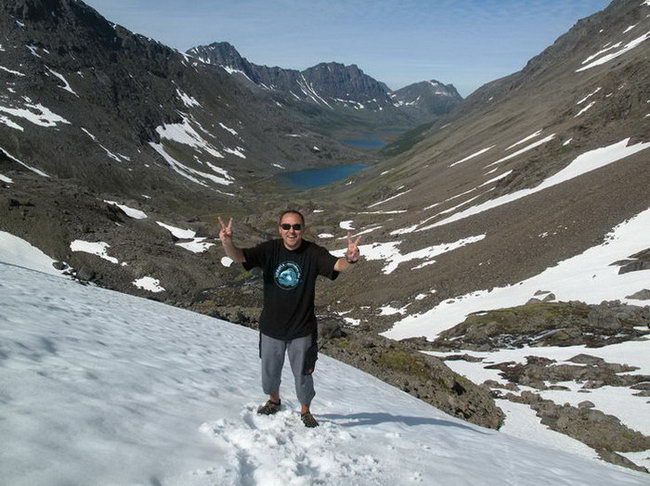 cestou na vrcholek nad fjordem cestou na vrcholek nad fjordem