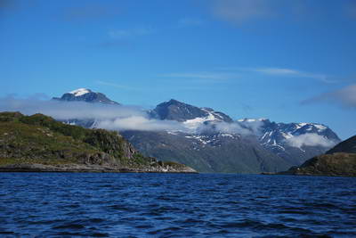 Loppa - odpoledni Tverrfjord, cerven Loppa - odpoledni Tverrfjord, cerven
