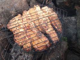 cerstve ryby na brehu reky... cerstve ryby na brehu reky...