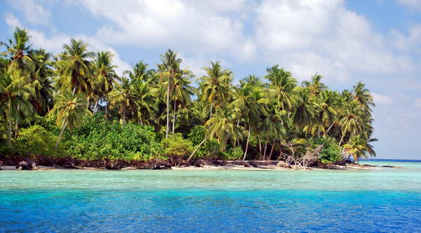 Maledivy - koralovy ostrov