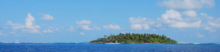 koralovy ostrov v atolu