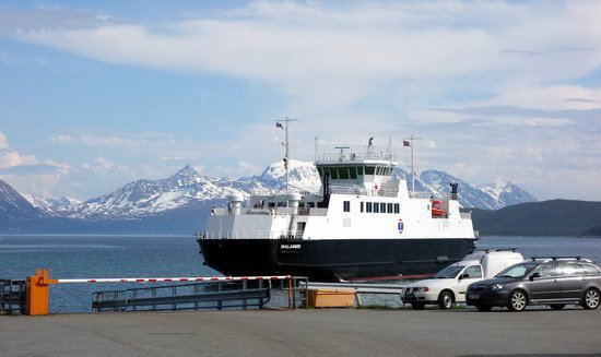 trajekt pres fjord