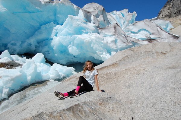 ledovcovy splaz Nigardsbreen ledovce Jostedalsbreen ledovcovy splaz Nigardsbreen ledovce Jostedalsbreen