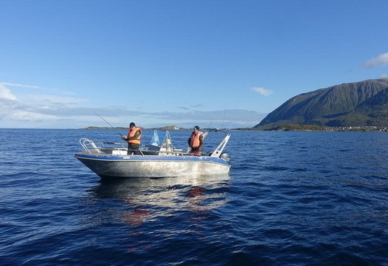 rybareni v zari na Vesteralech, Andfjord rybareni v zari na Vesteralech, Andfjord