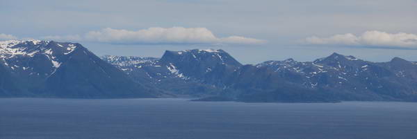 pobrezi kraje Finnmark z letadla pobrezi kraje Finnmark z letadla