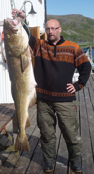 treska obecna 146 cm, 26,4 kg, Finnmark, červen. Lovec: Novak V. treska obecna 146 cm, 26,4 kg, Finnmark, červen. Lovec: Novak V.