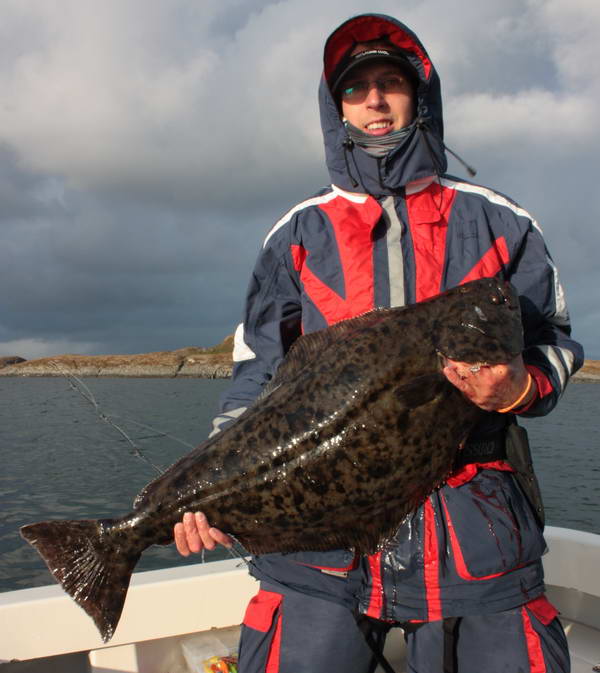 halibut 9,9 kg, kveten v kraji Nordland