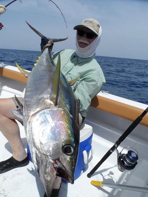tunak zlutoploutvy / yellowfin tuna - duben