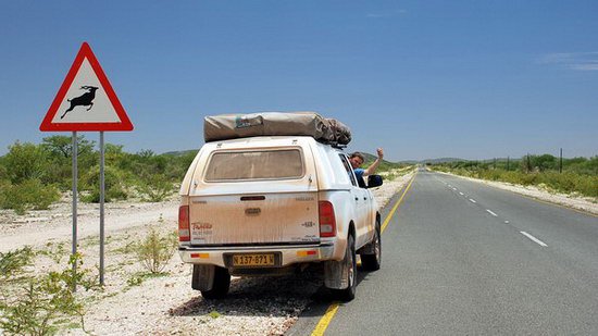 silnice a cesty jsou v Namibii velmi dobre kvality